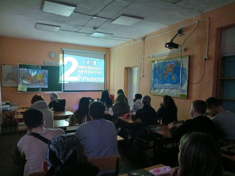 инструктажи по правилам поведения в период зимних каникул.